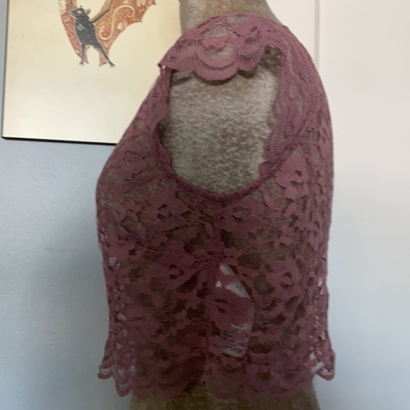 Soft pink lace blouse from Top Shop - Picture 2 of 3